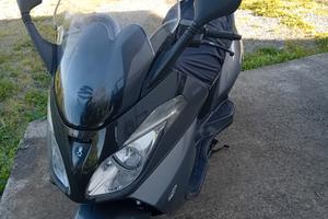 aprilia atlantic 250
