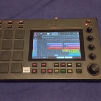 Akai MPC live + MAGMA case + 500gb SSD + expansion