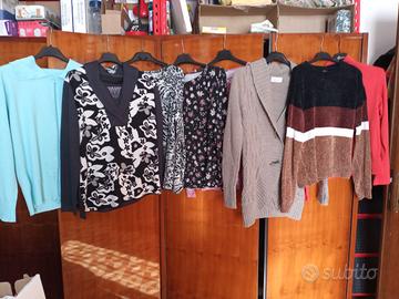 8 Articoli = T-shirt/Maglie