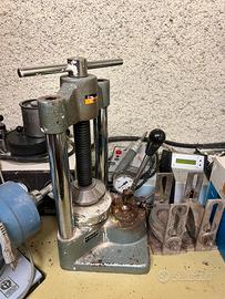 Pressa idraulica odontotecnico