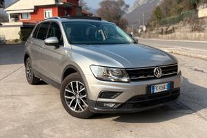 Volkswagen tiguan 2.0
