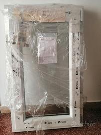 Finestra in PVC nuova 100 x 60 cm