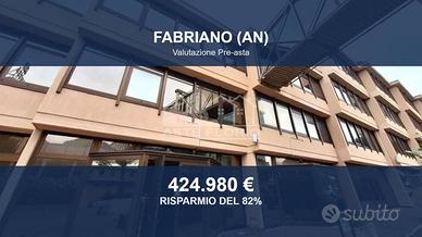 Immobile in asta di 2000 m² a Fabriano