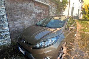 FORD FIESTA 1.2 16 V 60 cv