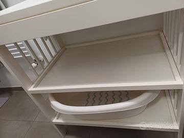Fasciatoio IKEA con cuscino