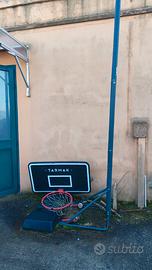 Canestro regolamentare regolabile