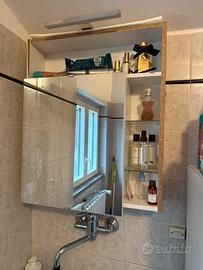 Mobile pensile con specchio ikea