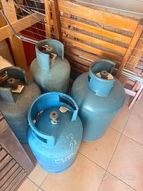 Bombola del gas 15 € l'una