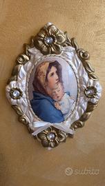 Acquasantiera con cornice