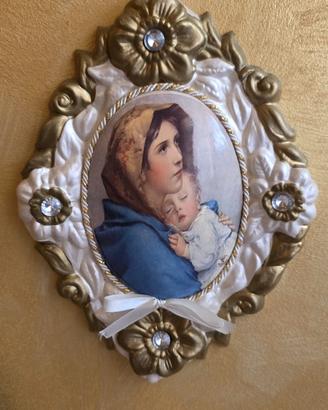 Acquasantiera con cornice