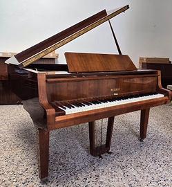 pianoforte PETROF IV – Mezza Coda 172 cm – Noce