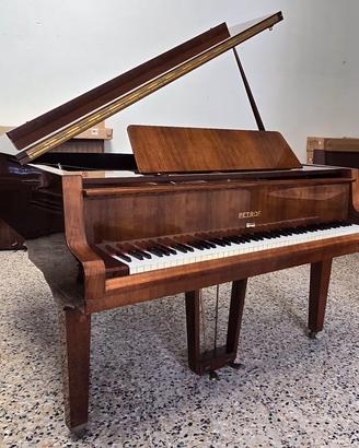 pianoforte PETROF IV – Mezza Coda 172 cm – Noce