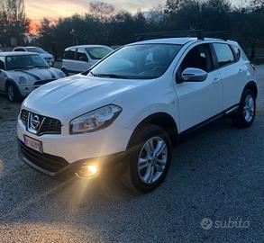 Nissan Qashqai 1.5 dCi PERFETTA SI NEOPATENTATI