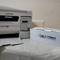 Stampante è fax più toner