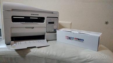 Stampante è fax più toner