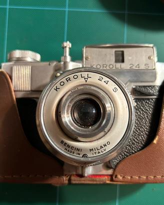 Macchina fotografica d’epoca Koroll 24 S