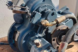 Twin Disc MG 507  riduzione 1.10 : 1