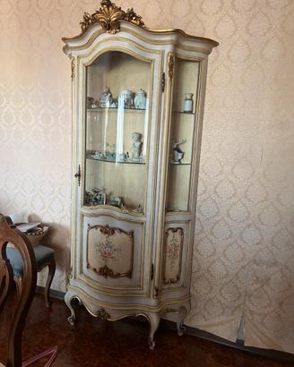 Vetrina classica stile  veneziano  dip a mano