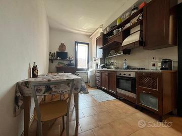 2 LOCALI A BERTONICO