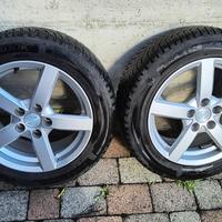 Cerchi lega con pneumatici invernali 205/55 R16