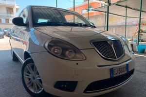 Lancia Ypsilon 1.2benz 69 CV Diva full opt 2011