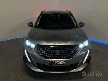 Peugeot 2008 BlueHDi 130 S&S EAT8 Allure**/