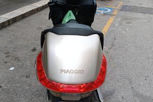 x8 Piaggio.