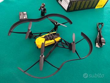 Minidrone Parrot Airborne Cargo Travis