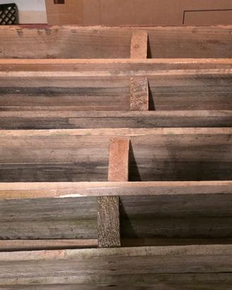 pedana/pallet 6 pezzi , a 15 euro tutte 