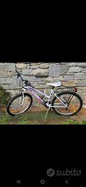 bicicletta mtb ragazza