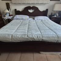 Letto  in massello di castagno