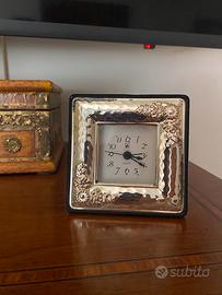Orologio sveglia vintage  in argento laminato