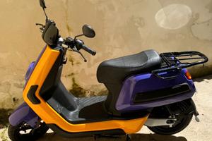 SCOOTER ELETTRICO - NIU NQi - pari nuovo 50cc