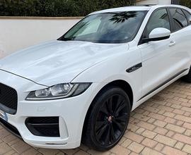 Jaguar F-Pace 3.0 D V6 300 CV AWD aut. Pure