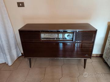 radio giradischi Grundig Mandello fine anni 60 