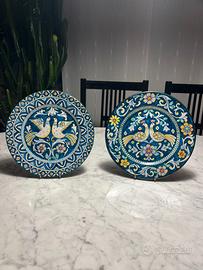 Coppia piatti ceramica firmati Plinio Vestri