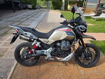 moto guzzi v85tt travel