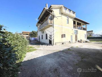 Appartamento di 90 m² con 3 locali a Artena