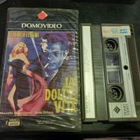 VHS/Vcc video2000/ batamax