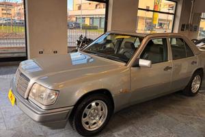 Mercedes Classe E Berlina E 200 16v