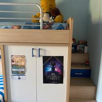 Cameretta con letto a castello+tre armadi