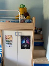 Cameretta con letto a castello+tre armadi