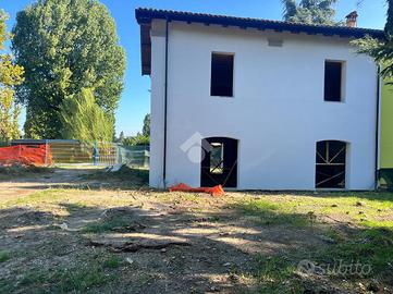 CASA SEMINDIPENDENTE A BUDRIO