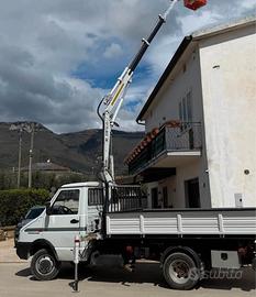 iveco daily Ribaltabile con gru 