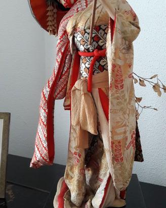 Bambola giapponese.