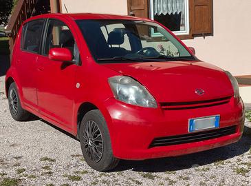 Daihatsu Sirion 4WD cambio automatico (da riparare