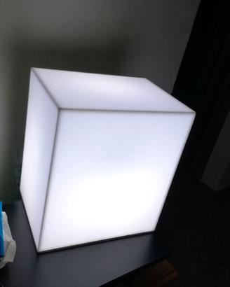 Cubo luminoso luna