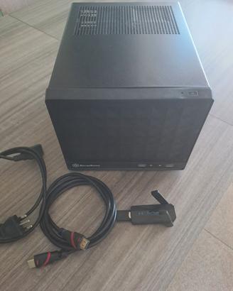 PC MINI ITX SilverStone  i5 - RX 550 - 8GB RAM