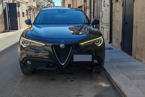 Alfa Romeo Stelvio 2.2 TD 220 CV AT8 Q4 Executive 