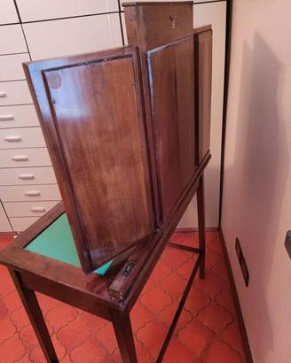 toeletta/scrittoio in stile liberty italiano 